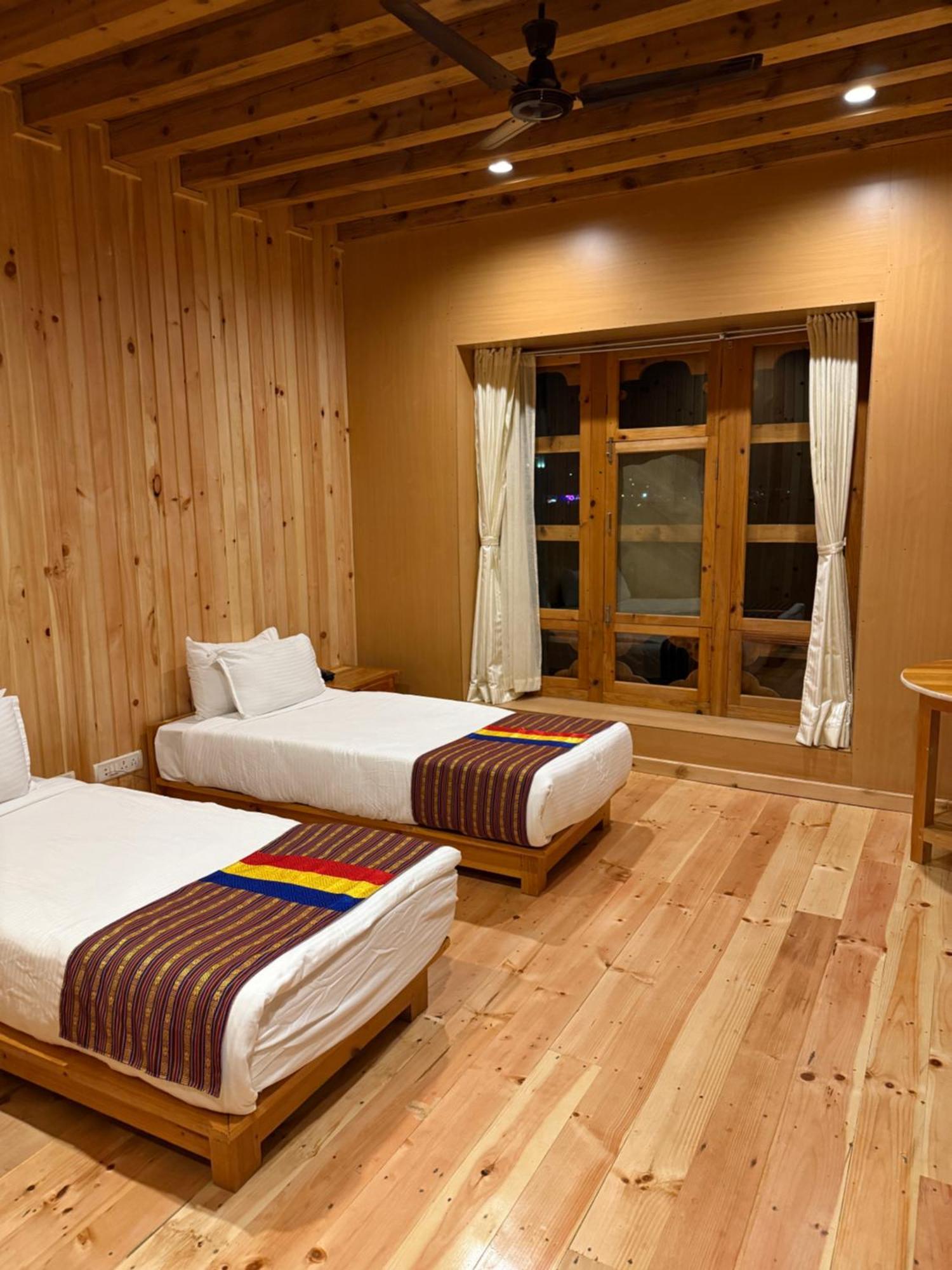 Spirit Of Bhutan Resort Paro Esterno foto